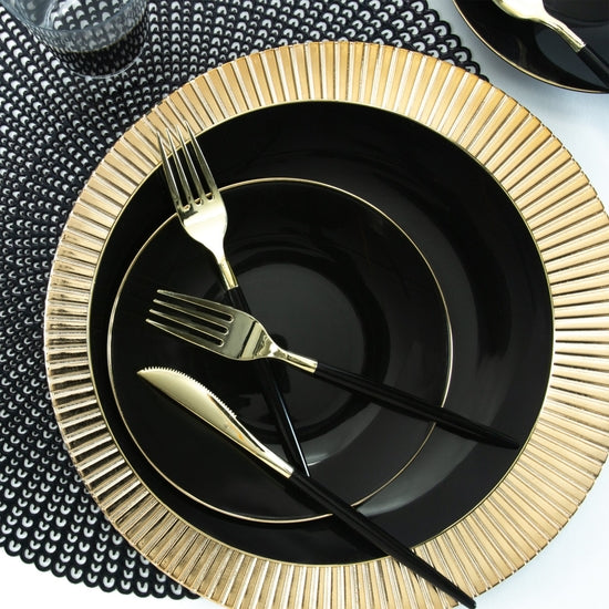 Black & Gold Elegant Luxury Rounded Plastic Plates (10 pack)
